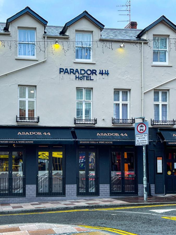 Parador 44 Cardiff Exterior photo